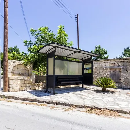 Rustic Village Retreat Holiday home Amargeti